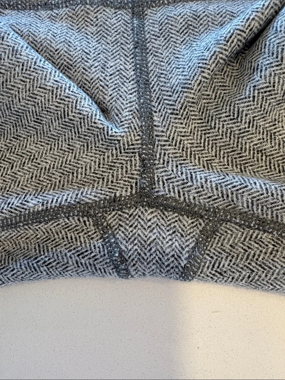 Lululemon Wunder Under Leggings ~ 4 ~ Herringbone White Black